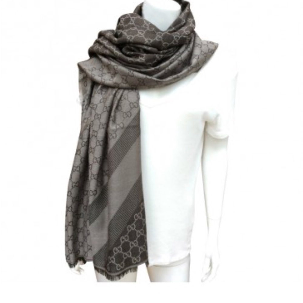 Gucci Scarf - Picture 3 of 4